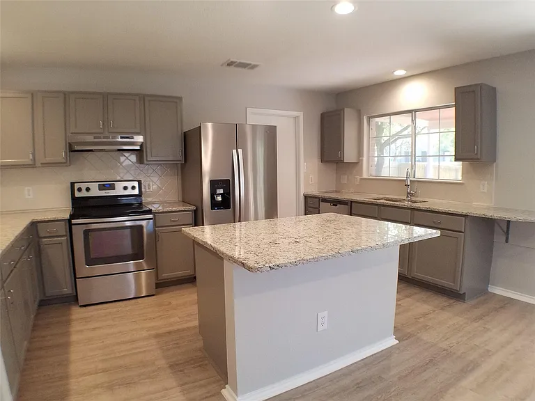 11208 Blairview Ln — Photo 6