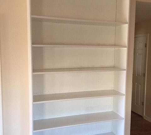 Built in Book shelf