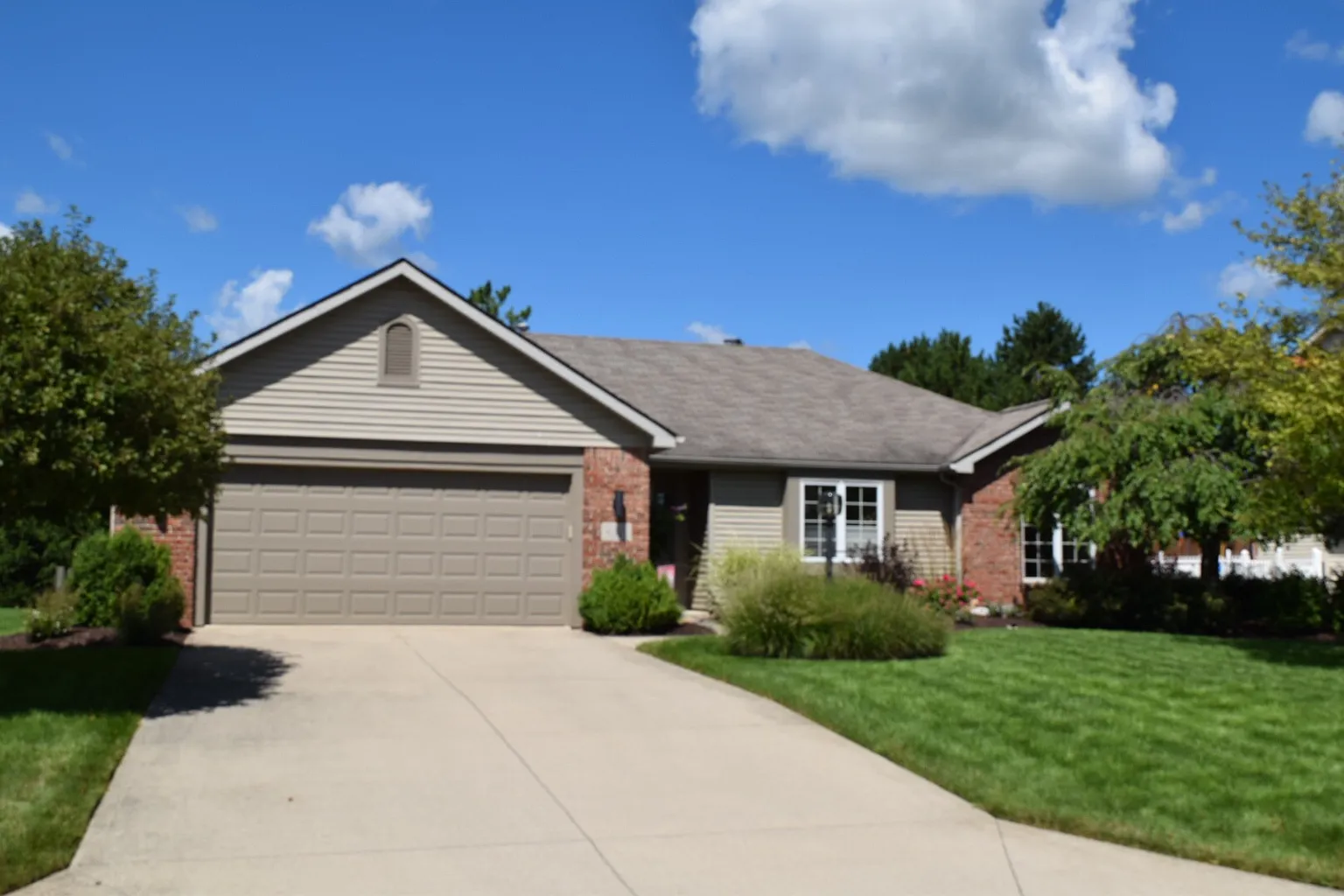 6321 Midchannel Way photo 1
