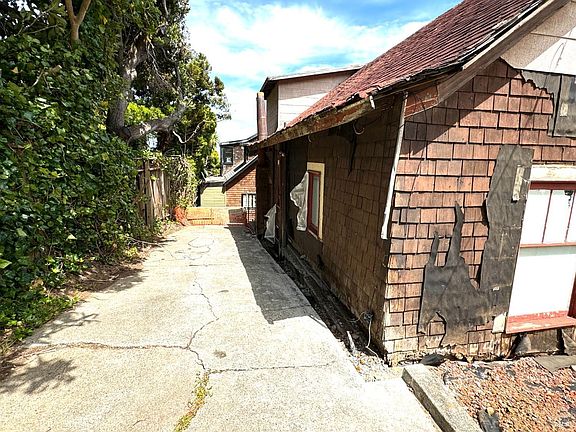 3rd image of 302 4th Street