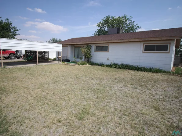 1009 W Princess Jeanne Dr, Hobbs, NM 88240