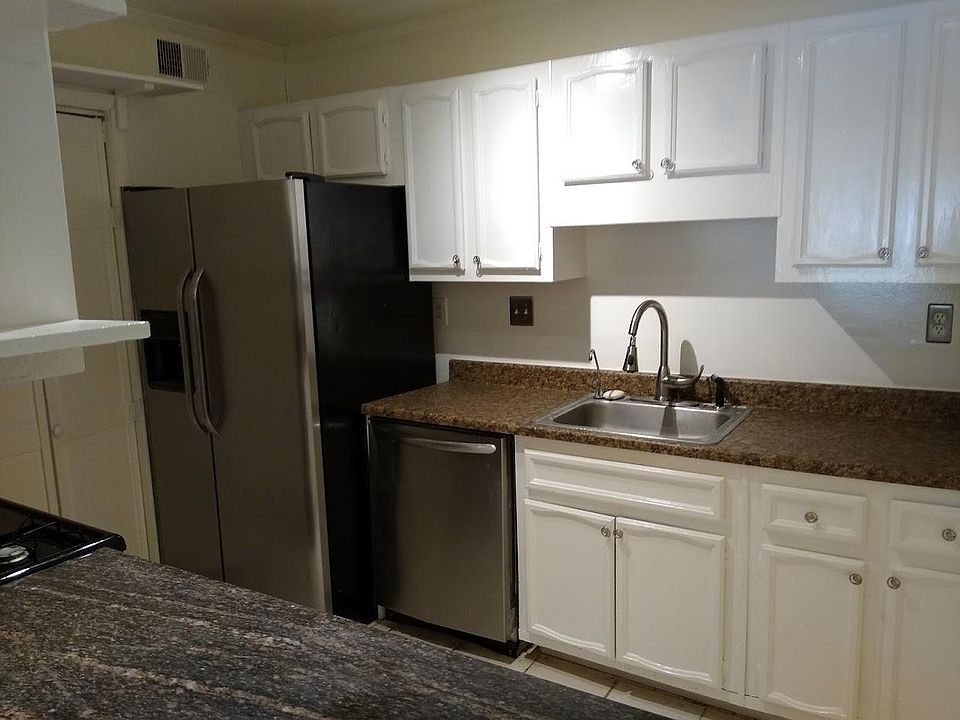 1st image of 701 Augusta Dr