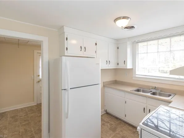 418 Brockwell Ave, Norfolk, VA 23502