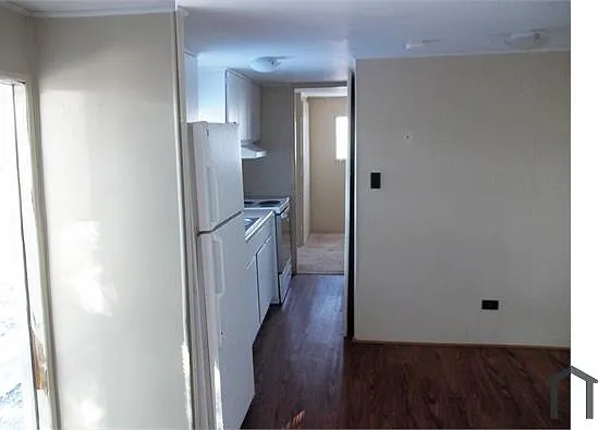 1505 Goodyear Ave #2 — Photo 5