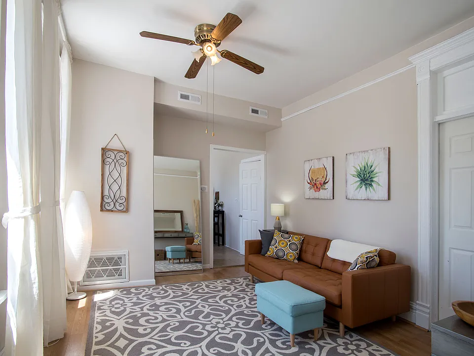 2030 W Coulter St #3RE