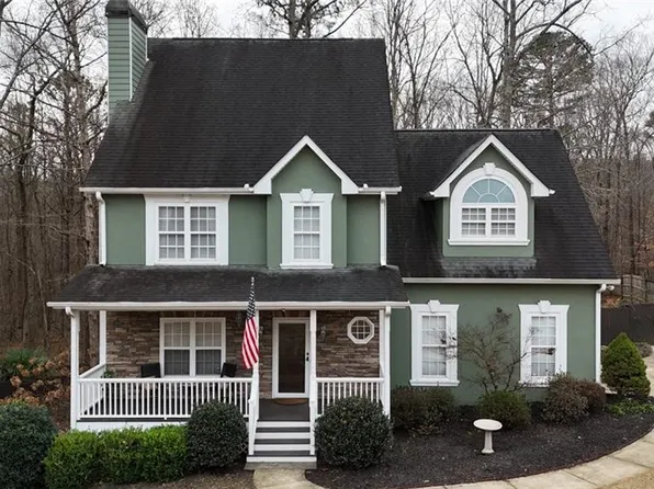 2441 River Run Dr, Dacula, GA 30019