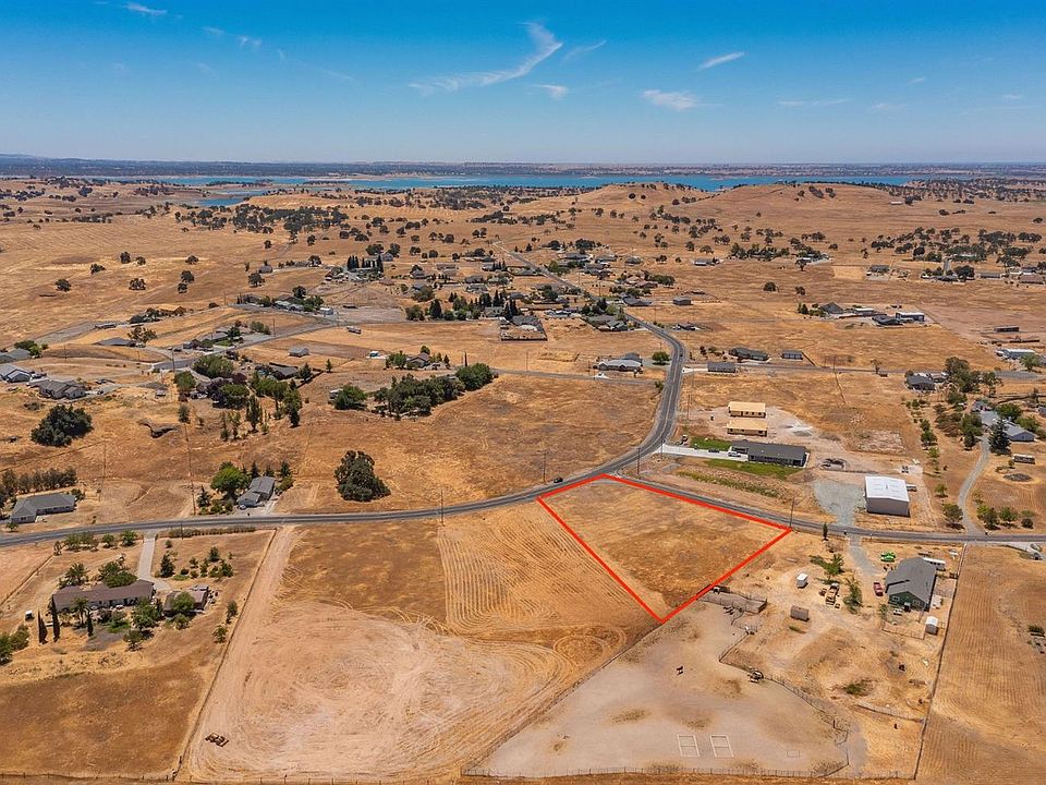 1st image of 1989 Village Dr