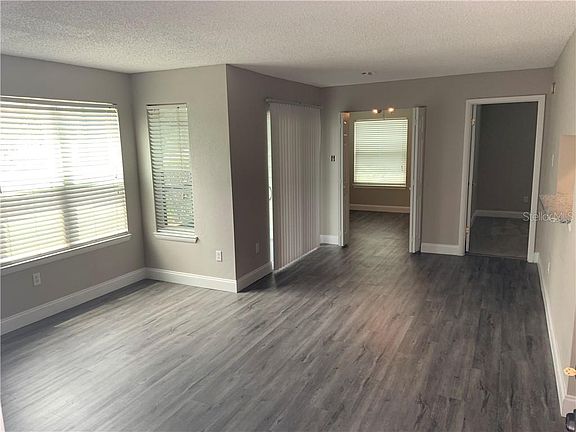 3rd image of 3724 Idlebrook 100 Cir
