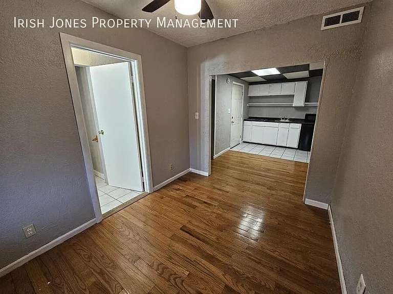 1817 Pine Ave #3 — Photo 2
