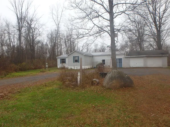 6381 County Line Rd, Red Creek, NY 13143