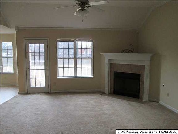3rd image of 6126 Ravenwood Lake Dr E