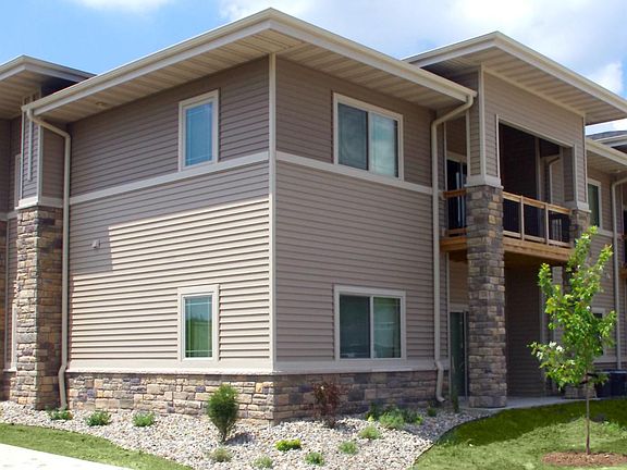 2nd image of 2715 Bobcat Dr Unit 201