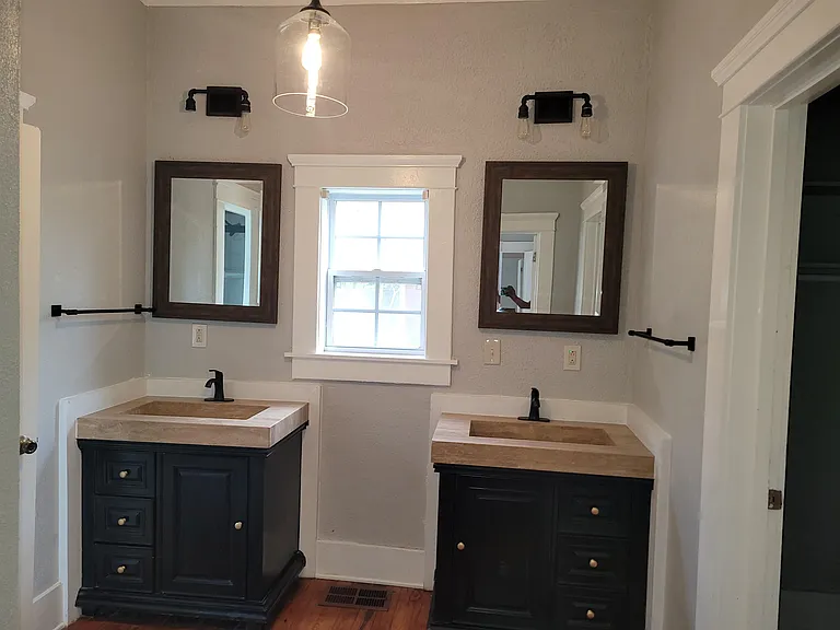 1916 Walker Ave — Photo 7