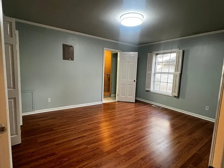 4911 Free Ferry Rd — Photo 6