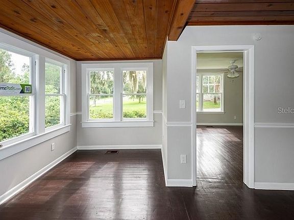 5th image of 37332 Meridian Ave