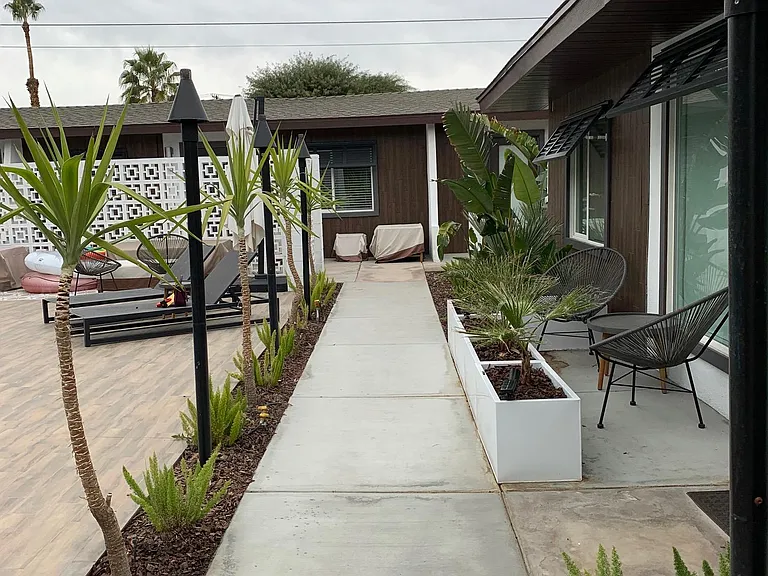 770 E Chuckwalla Rd #2 — Photo 3