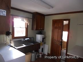 5th image of 750 Corbett St