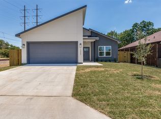 1322 Edgemont Ave, Dallas, TX 75216