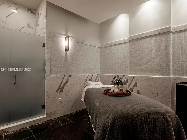 5959 Collins Ave #807 — Photo 55