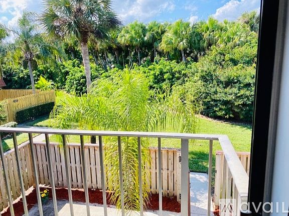 2nd image of 3040 SW Sunset Trace Cir #3040