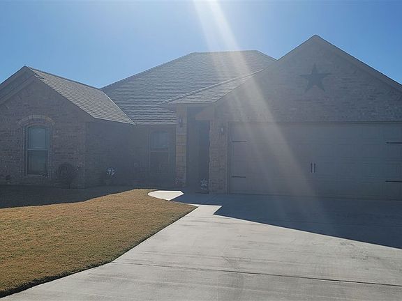 3rd image of 1609 NE White Rock Dr