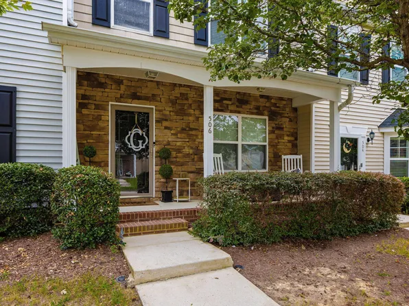 506 Sternwheel Way, Knightdale, NC 27545