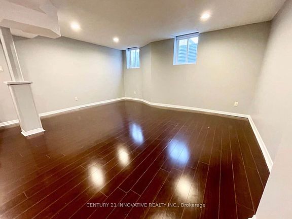 3rd image of 857 Preston Manor Dr
