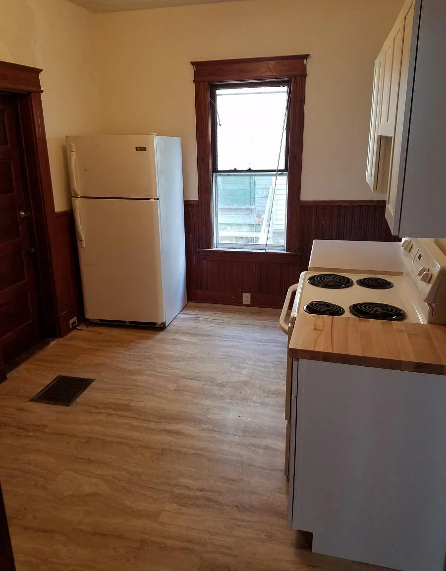 43 N Willard St — Photo 2