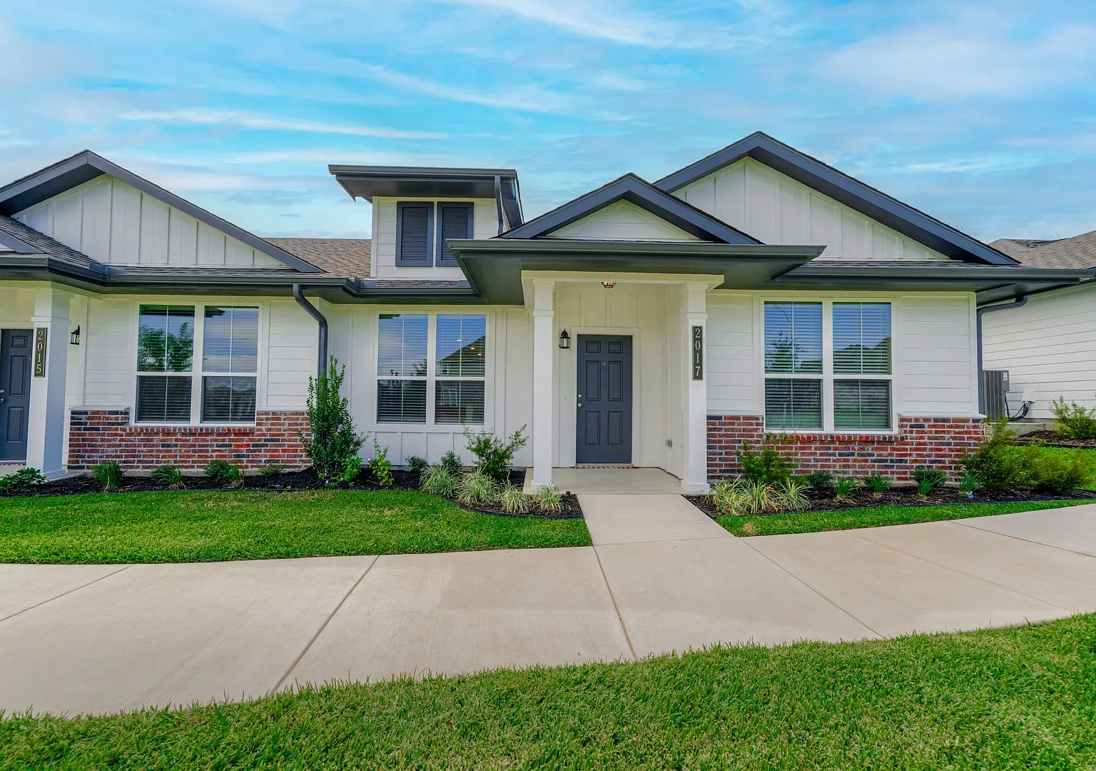 2027 Vintage Farms Way — Photo 1