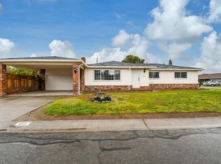 607 Winslow Dr, Yuba City, CA