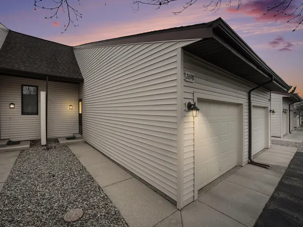 2698 Stonevalley Dr SW, Wyoming, MI 49519