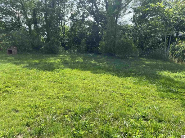 197 Oak Shadow Ln #6, Benton, KY 42025