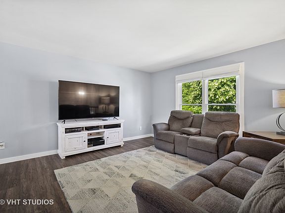 2nd image of 1551 Concord Ct