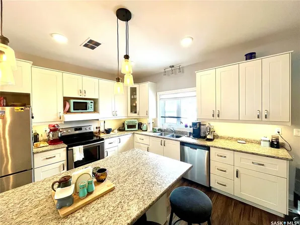 1411 2nd AVENUE N, Saskatoon, SK S7K 2G5