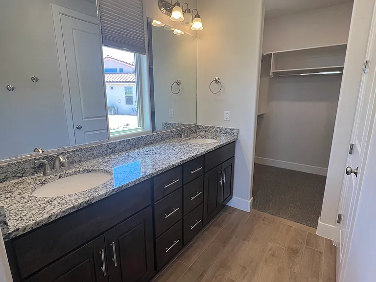 798 N Via Modelo Cir — Photo 16