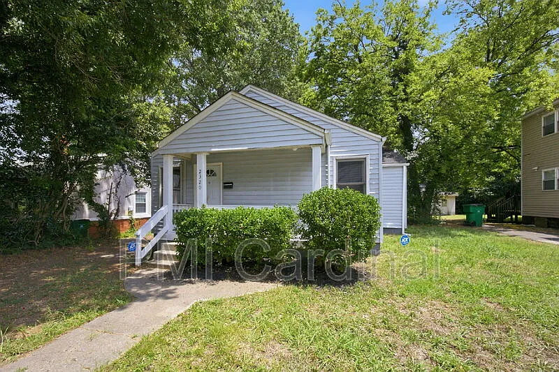 4 bed, 2.0 bath, $1,950 — Photo 2
