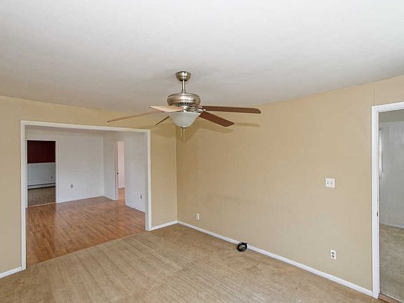 4th image of 53 Grace St
