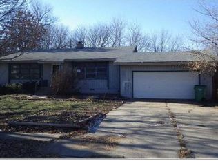 1502 S King Ave, Harrisonville, MO 64701