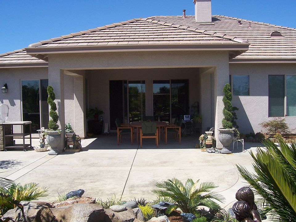 1st image of 211 Woodside Dr