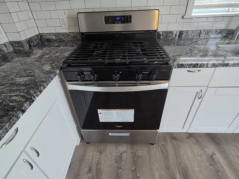 15 Barrows St #1 — Photo 6