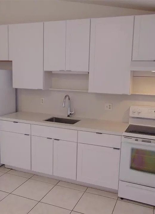 1st image of 6622 SW 48th St APT B