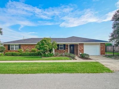 913 Ursuline St, Metairie, LA, 70005