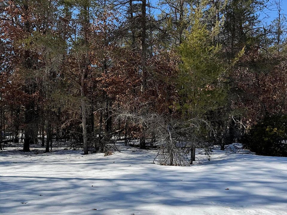 1st image of 22 S Stephan Bridge Rd