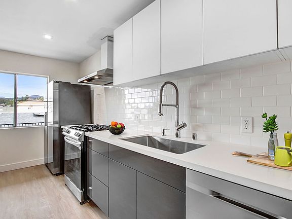2nd image of 1443 N Avenue 47 #10