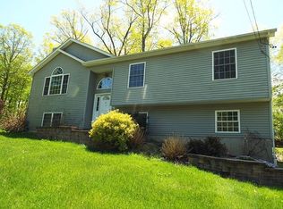 18 Campbell St, Rosendale, NY 12472