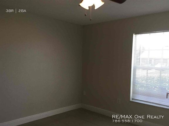 4th image of 11801 NW 38th Pl