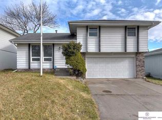 5029 S 49th St, Omaha, NE 68117