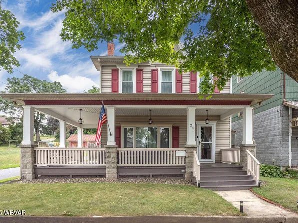 24 Pennsylvania Ave, Watsontown, PA 17777