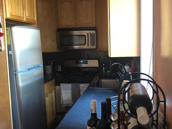 3rd image of 388 Avenue S #2E