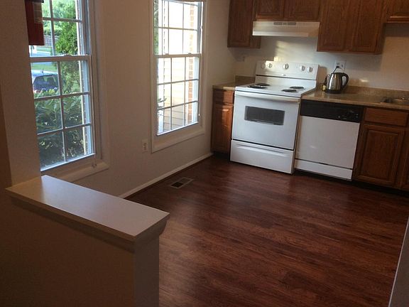 2nd image of 7602 Quincewood Ct